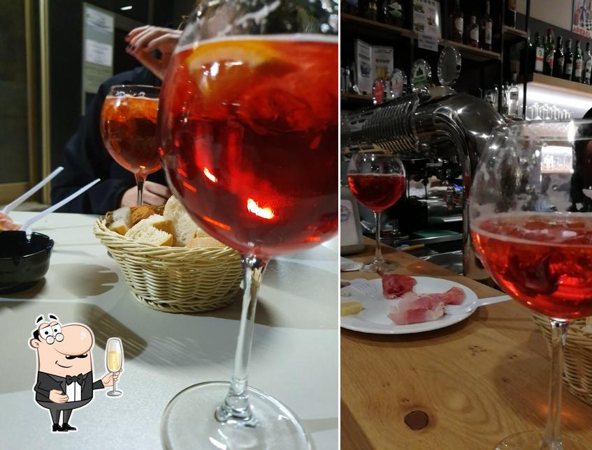 Pi-Greco Bar Bottega sert des boissons alcoolisées