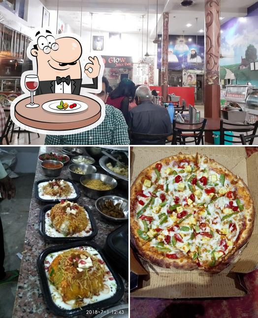The picture of Dera Canteen’s food and interior