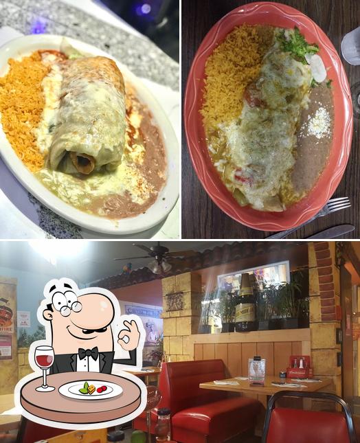Comida en Enrique's Mexican Restaurant