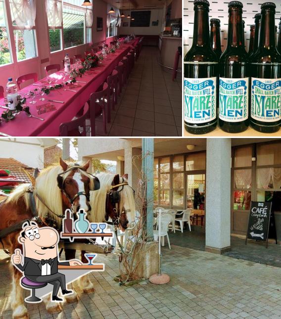 L’image de la intérieur et bière concernant Stämpbach Café