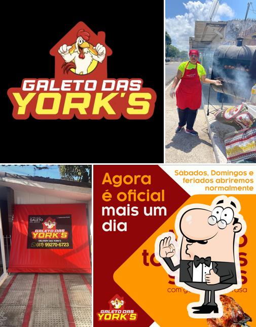 Look at the photo of Galeto das York’s