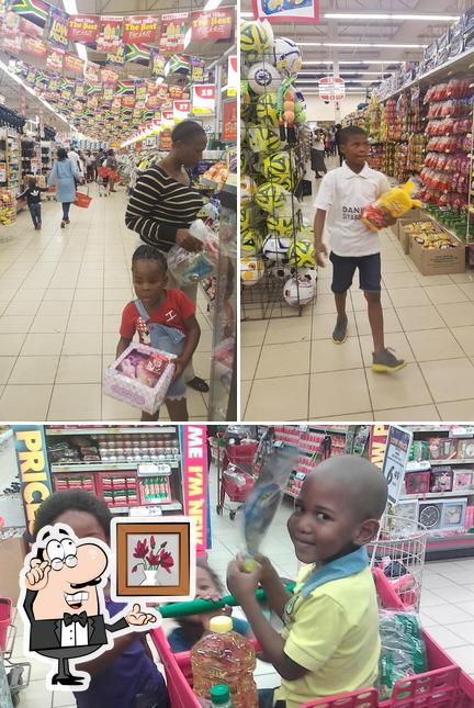 L'intérieur de Shoprite Tsakane