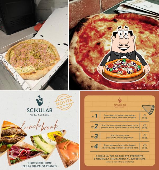 Probiert eine Pizza bei Scikulab Pizza Factory