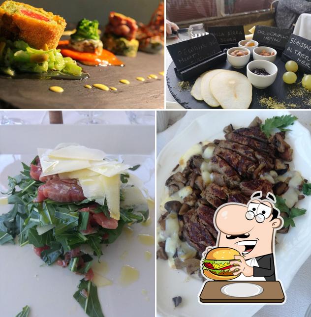 Ordina un hamburger a La Corte dei Prefetti di Vico