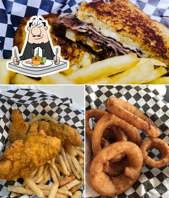 Bears Den in McCleary Restaurant menu and reviews