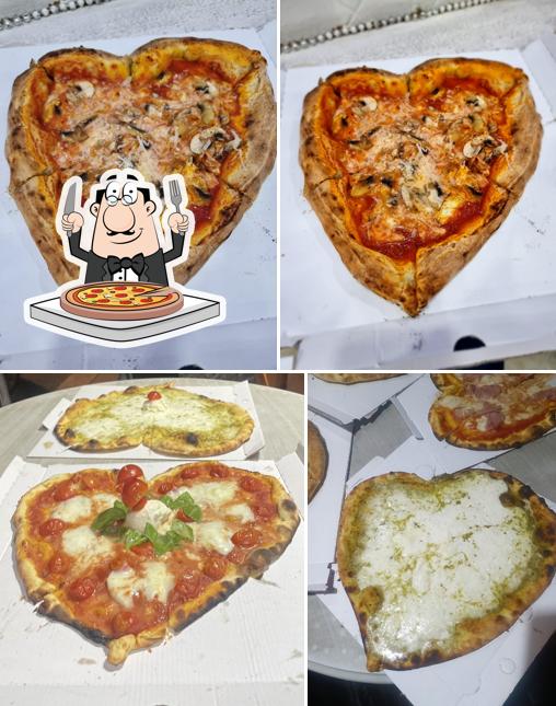 Ordina tra le svariate varianti di pizza