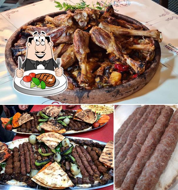 Try out meat dishes at Mucize şef restaurant