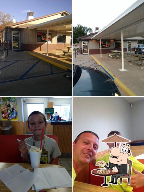 BENNYS BURGERS & SHAKES LLC