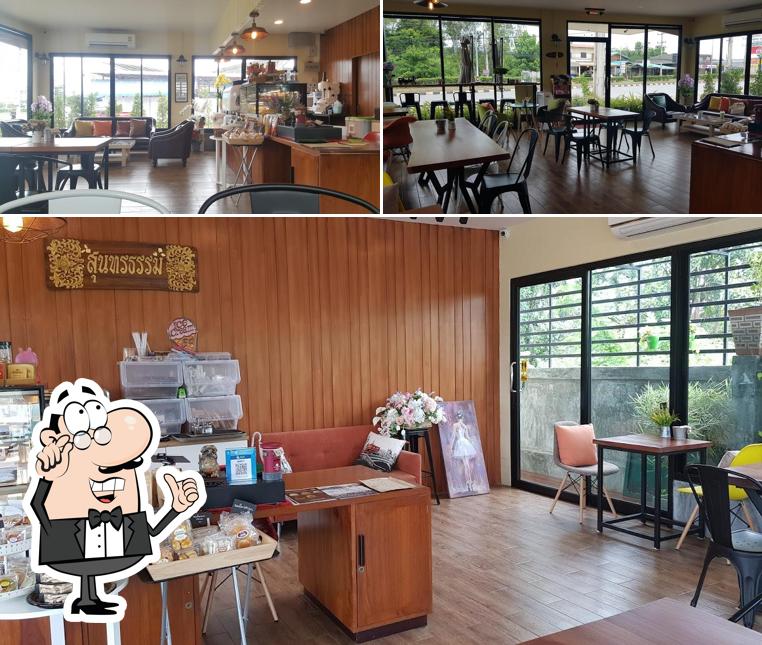 Check out how ฟาร์มสุข คาเฟ่ looks inside