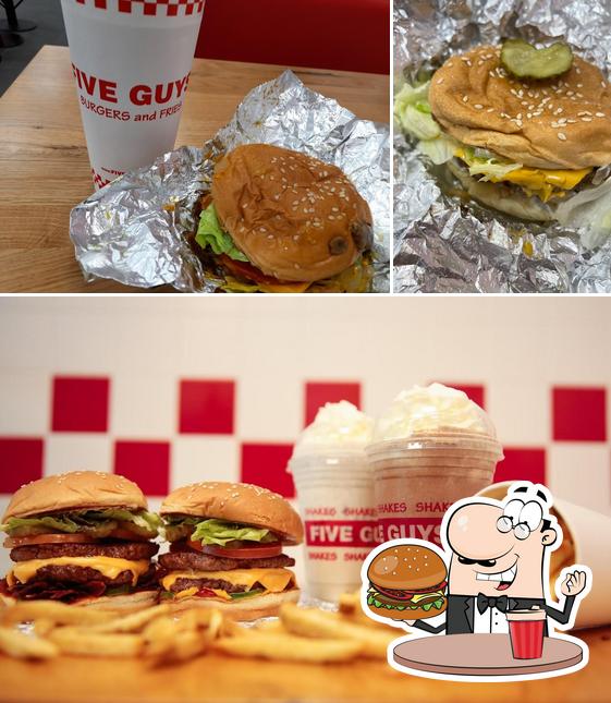 Best restaurants in Cardinal Place Mall Restaurant Guru