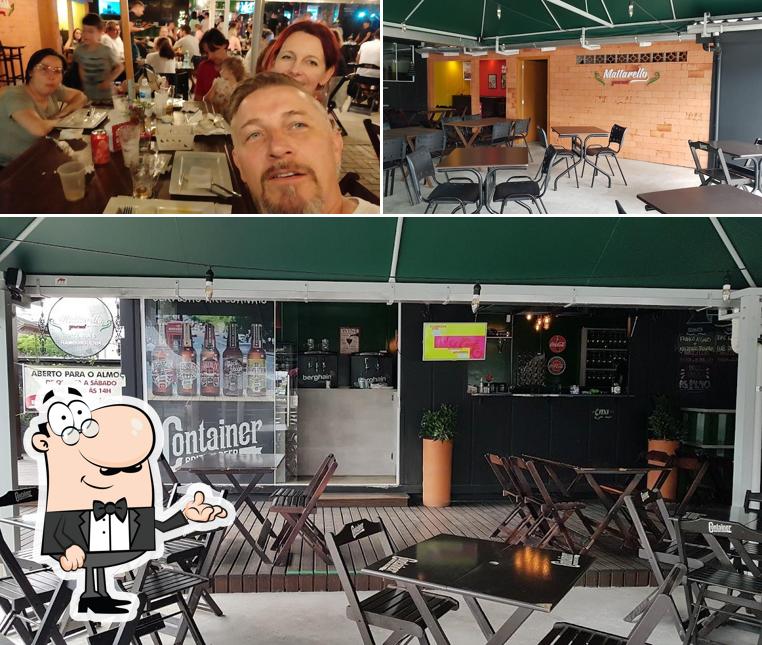 O interior do Mattarello Gourmet Pizzaria e Hamburgueria