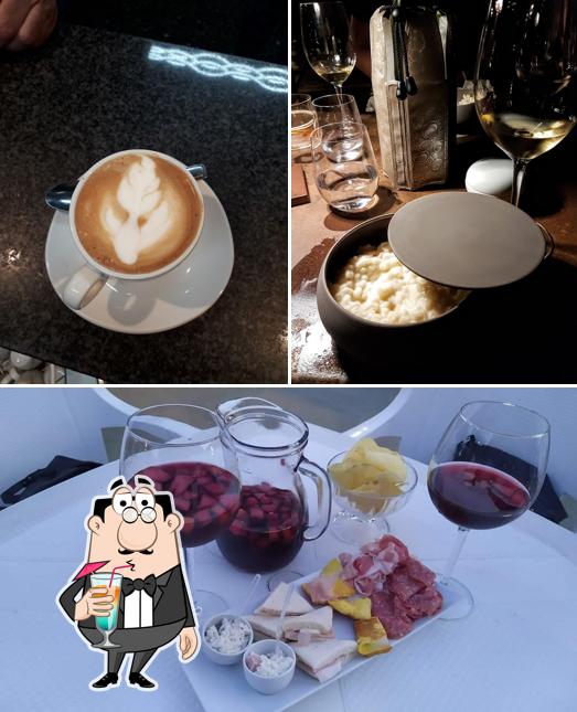 Goditi un drink dal menu