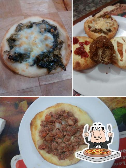 Experimente pizza no Casa da Esfiha