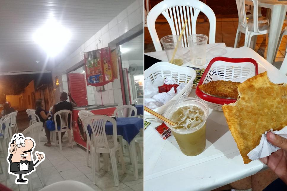 O interior do Taty Lanches