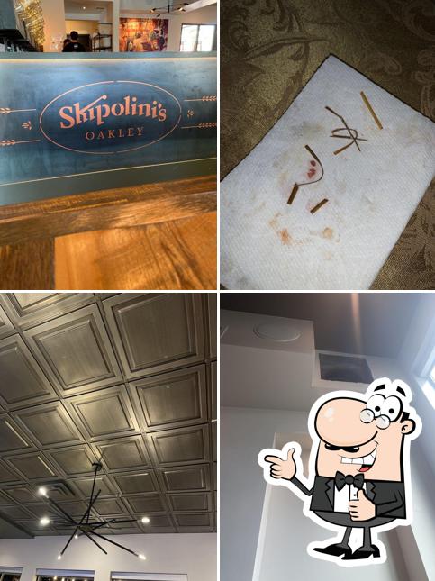 Skipolini's Oakley in Oakley - Restaurant menu and reviews