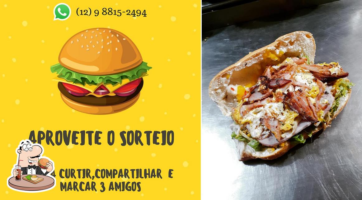 Experimente um hambúrguer no JUNINHO LANCHES