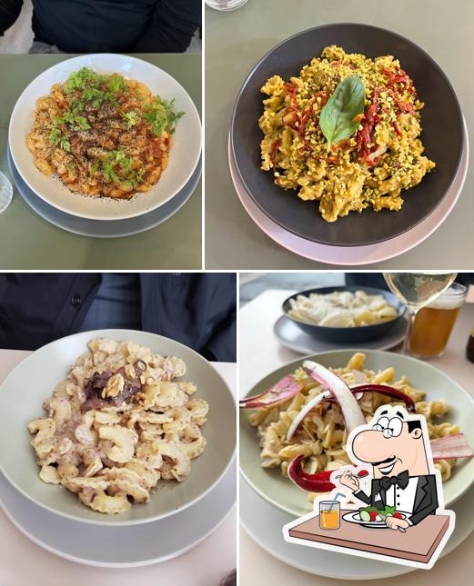 Pasto Laboratorio di pasta con cucina ristorante, Milano Recensioni
