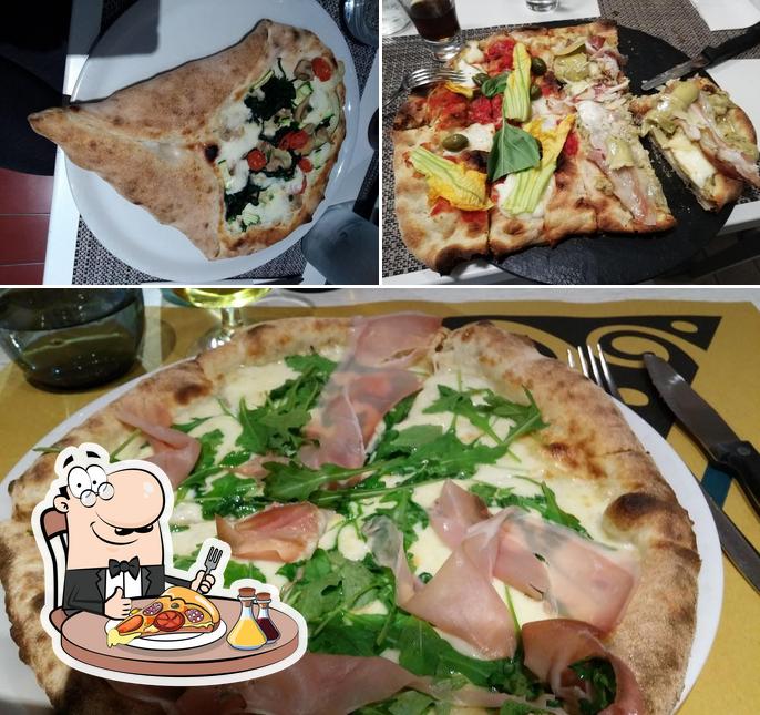 Закажите пиццу в "Pizzeria Capriccio"