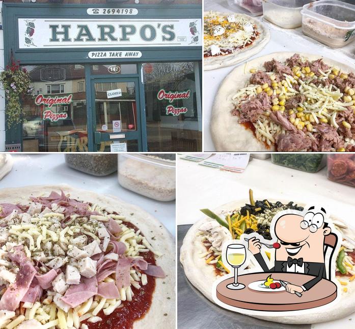 Еда в "Harpos Pizza"