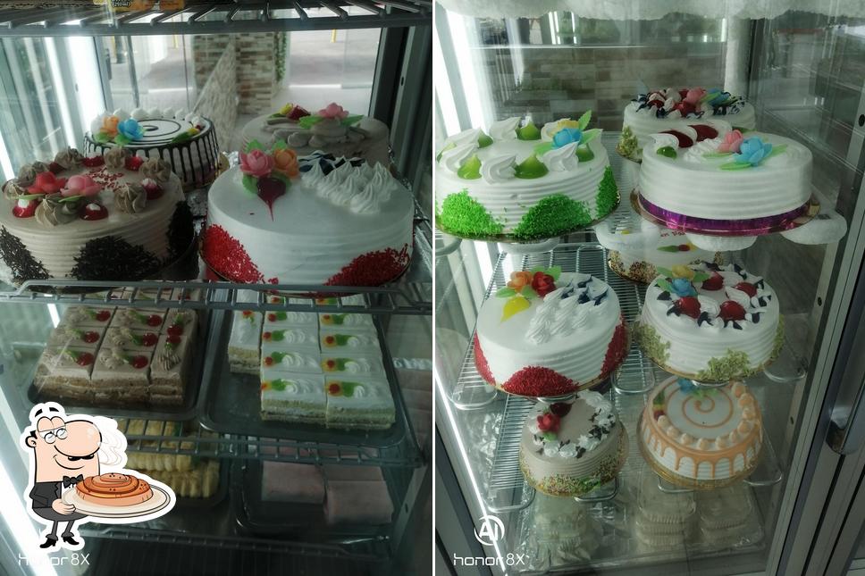 AL MADINA Sweets & Bakers(3rd shop) in Barcelona Restaurant reviews