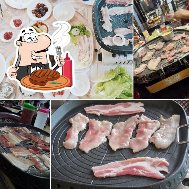 Get meat meals at Mi Dai Korean Restaurant