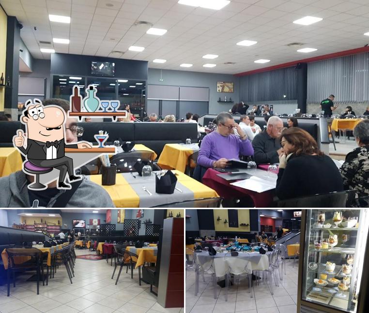 Siediti a un tavolo di Da Tony Novara