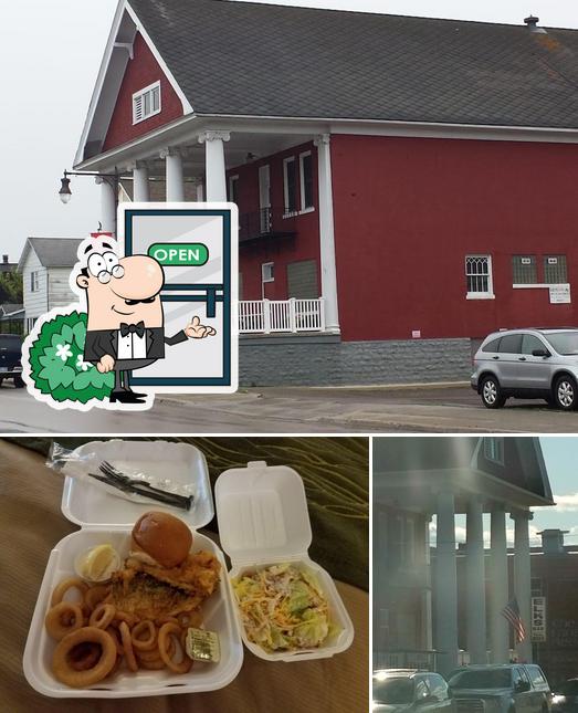Among different things one can find exterior and burger at Manistique Elks