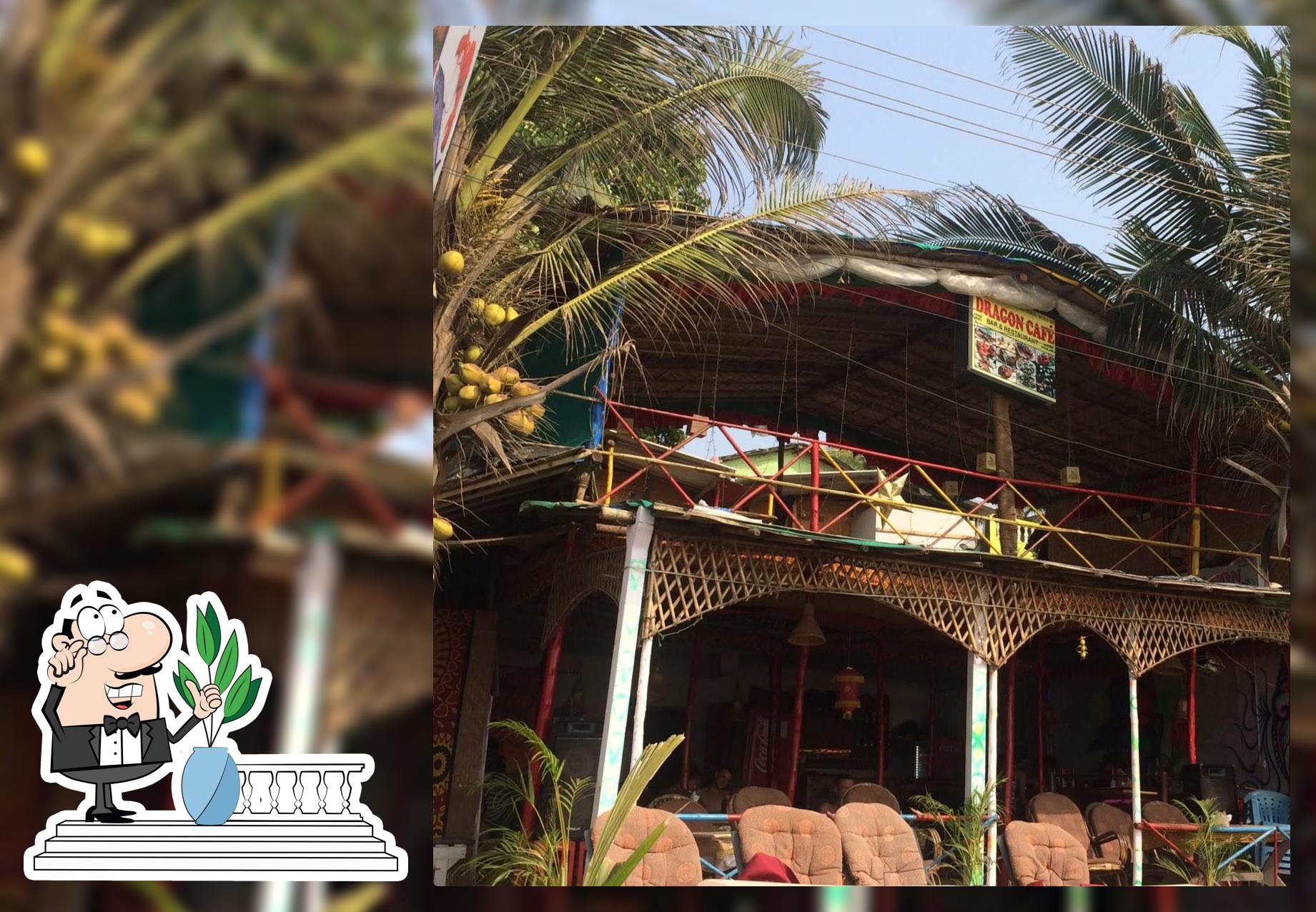 Dragon Cafe and Beach Stay