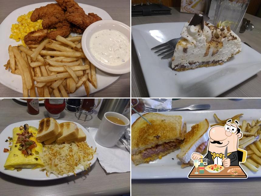 Best southern fried chicken in Colorado Springs restaurants, summer