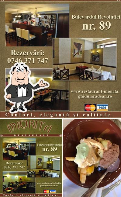 Among different things one can find interior and food at Restaurant Mioriţa