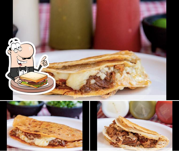 El Charro Sinaloense Tacos de Birria de Res (mañana) y Sirloin, Suadero,  Tripa (noche) restaurant, Los Mochis - Restaurant menu and reviews
