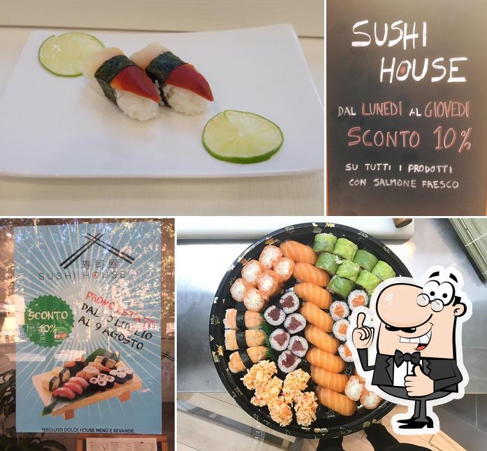 Ecco un'immagine di Sushi house