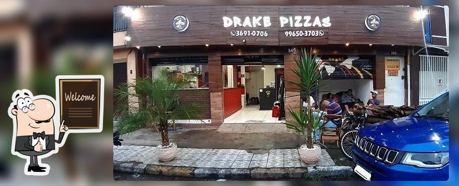 Drake Pizzas