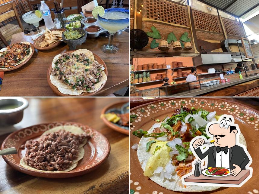Restaurante Tacos Sonorita Olas Altas, Puerto Vallarta, Pino Suárez 232