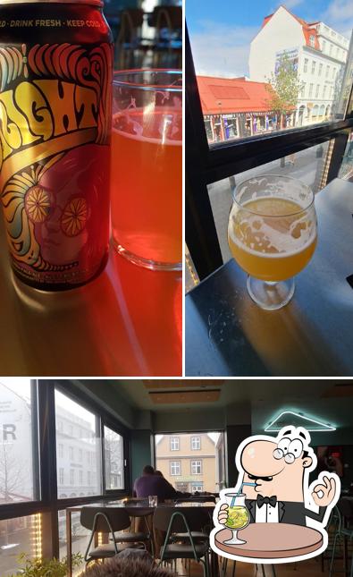 Las fotos de bebida y interior en Session Craft Bar