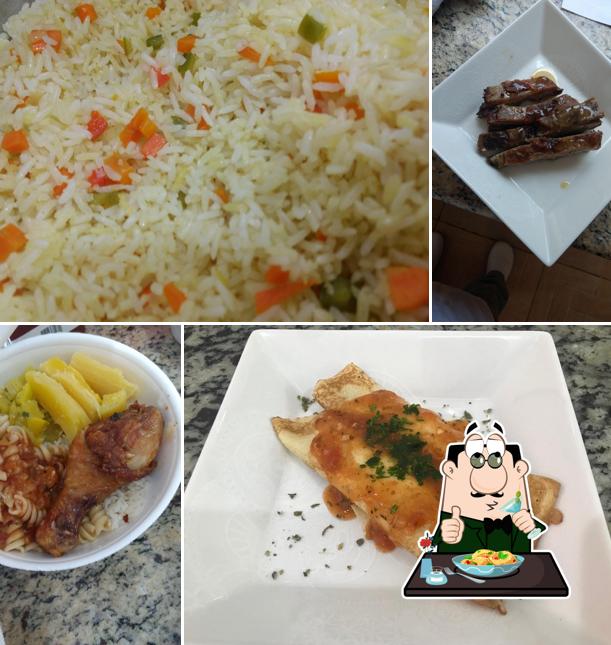 Arroz frito, salmão grelhado e pão-com-alho em Guavira Restaurante