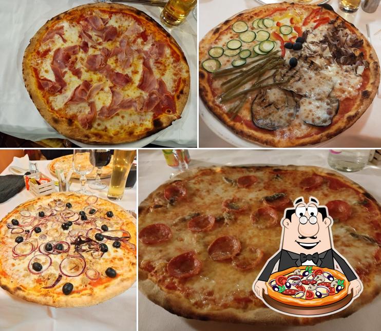 Ordina tra le svariate varianti di pizza