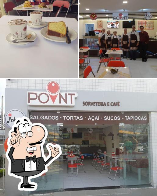 O interior do Point Sorveteria e Café