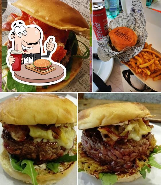 FOODIES HOUSE