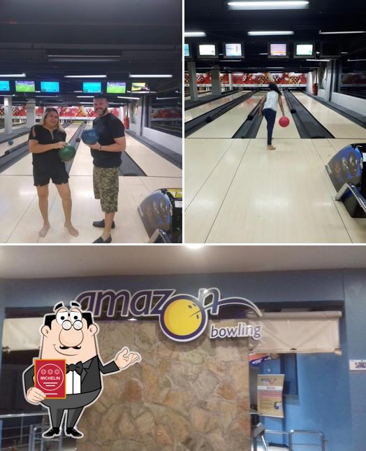 Look at this pic of Amazon Bowling - Studio 5 (Boliche)