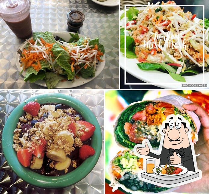 JuiceBerry Restaurant at Deerfield Beach in Deerfield Beach