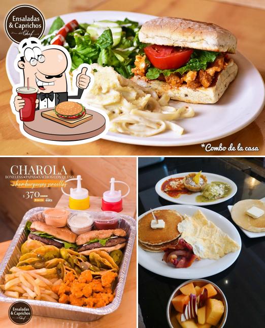 Try out a burger at Ensaladas y Caprichos del Chef