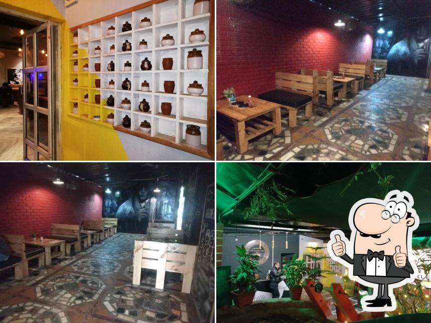 Here's a pic of Little Gwalior cafe