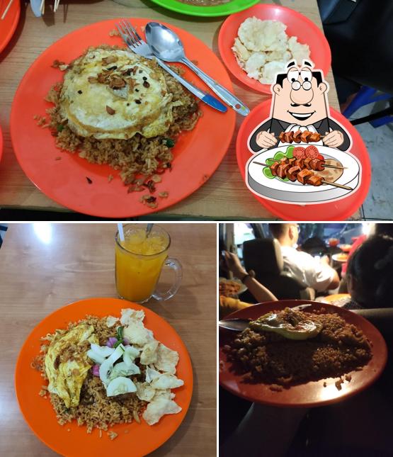 Nasi Goreng Komdak restaurant, Medan, Jl. Teuku Umar No.45 - Restaurant