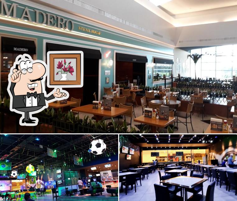 O interior do Bosque Sport Bar & Bowling (1° andar)