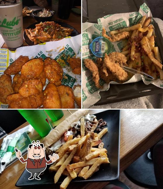 Food at Quaker Steak & Lube