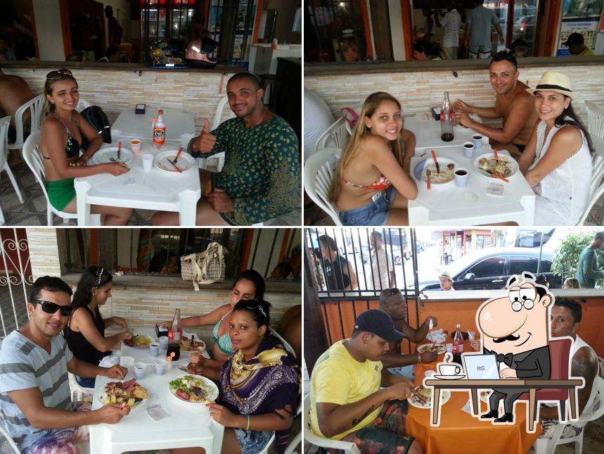 Veja imagens do interior do Self Service e Churrascaria O Popoular