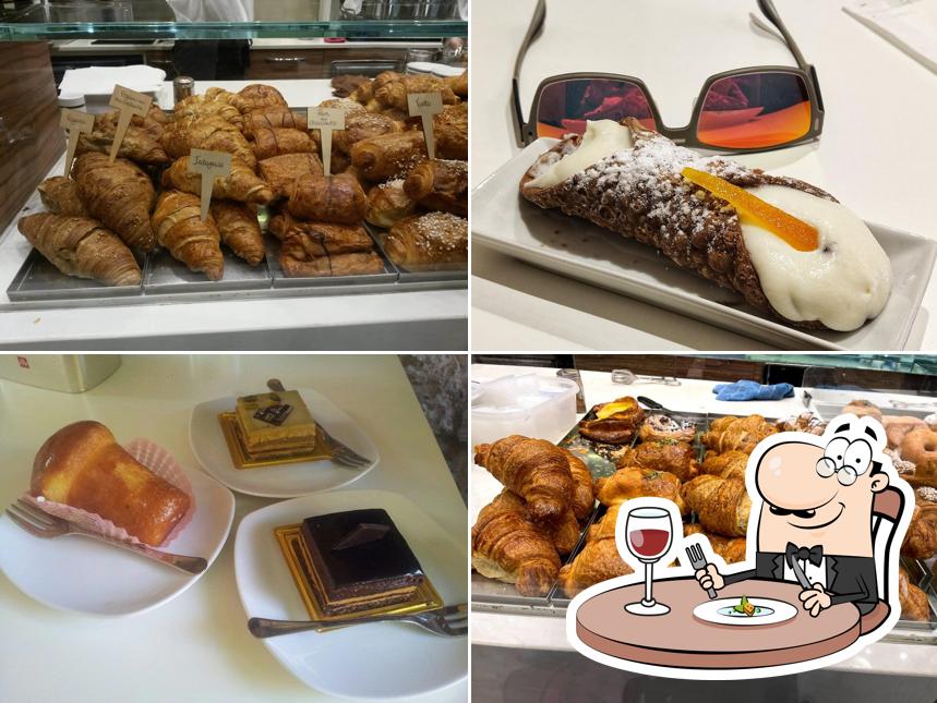 Platti al Pasticceria Cappello