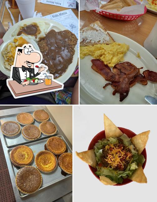 Walker's Roadside Grill, 1555 Meadowview Dr in Danville - Restaurant ...