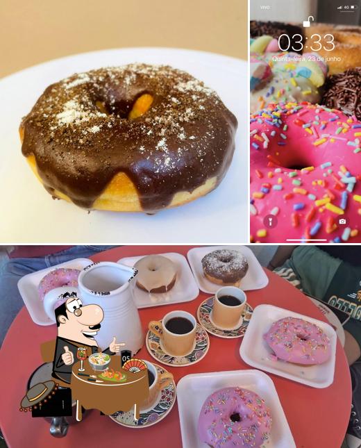 Comida em Fluffy Donuts